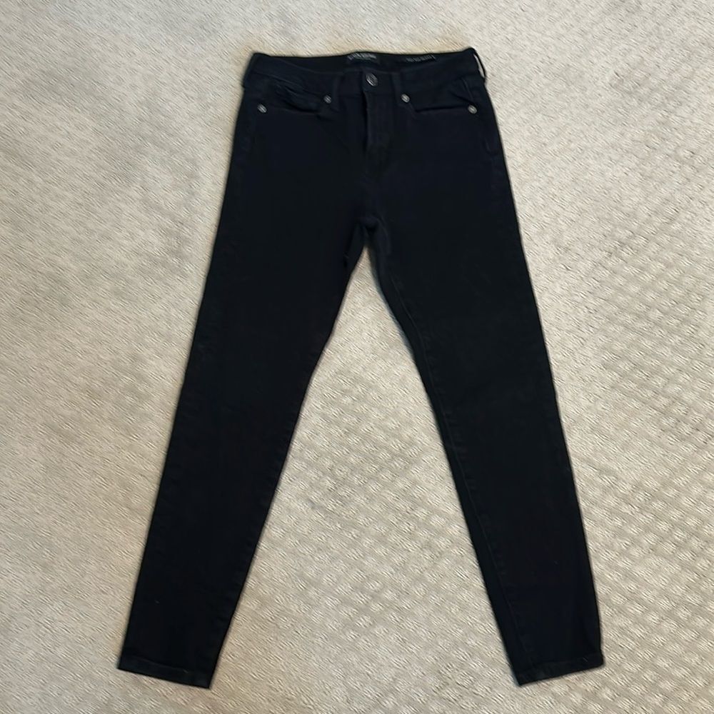 Sz 26 Banana Republic black washed denim High Rise Skinny
